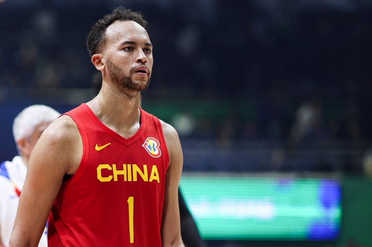 归化计划冻结,李凯尔仍可征召 归化计划冻结,李凯尔仍可征召