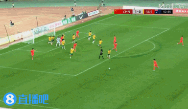 U17国足2-0领先澳大利亚 徐正鹏传中赵松源头球破门 U17国足2-0领先澳大利亚 徐正鹏传中赵松源头球破门
