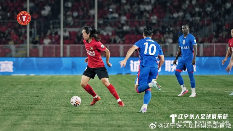 热菲尼奥双响邦本宜裕点射 辽宁铁人楠波湾主场3-1力克上海申花